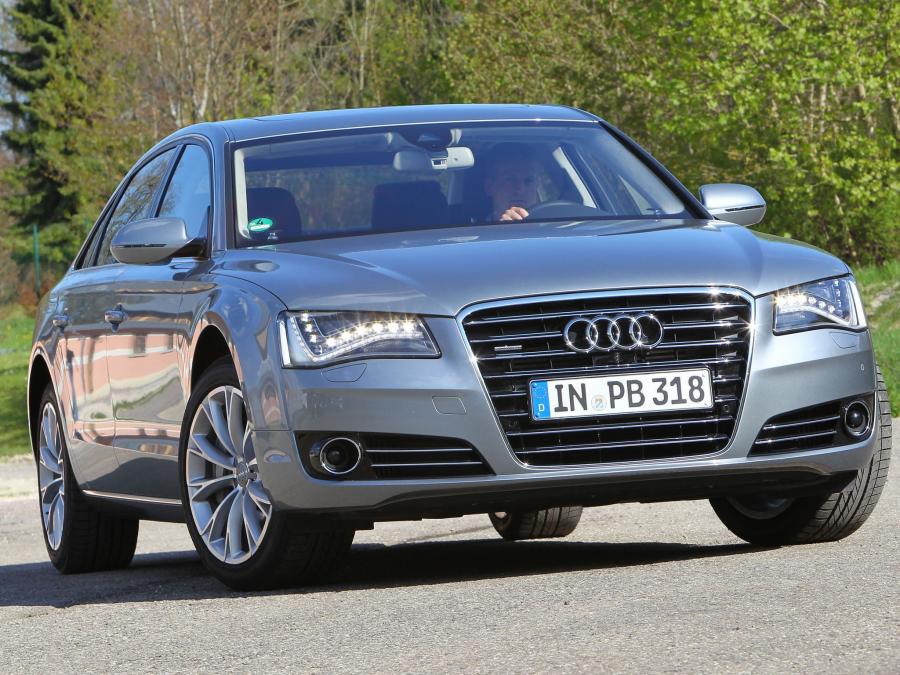  Audi A8 L TFSI Quattro (D4) 2010 года  (WW) (фото 2 из 25)